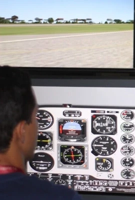 Abaeté reforça treinamento de pilotos com simulador